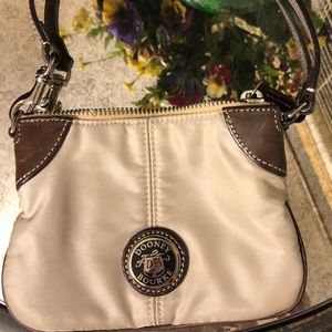 Dooney & Bourke Wristlett